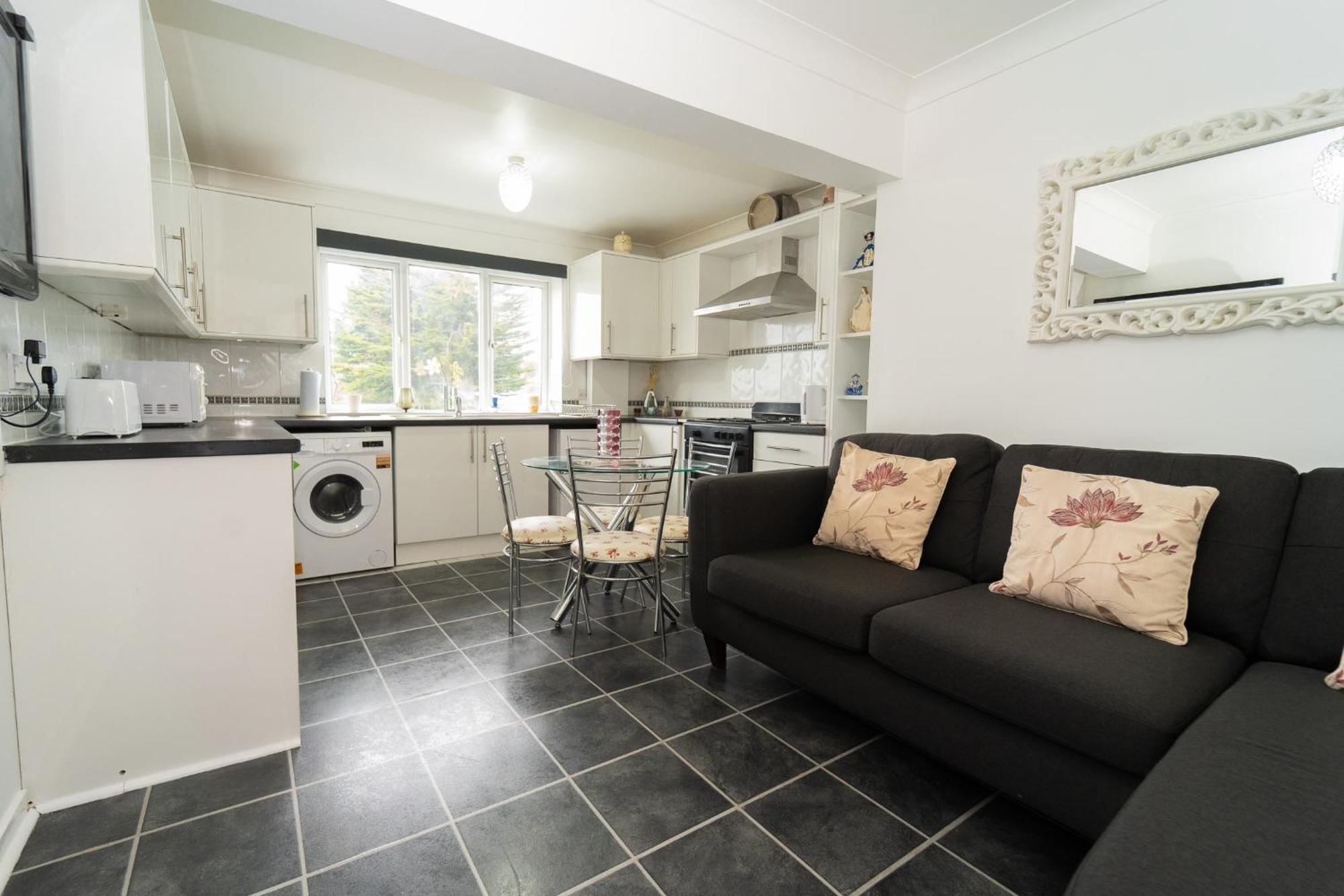 Apartment On High Street Saltdean Екстер'єр фото